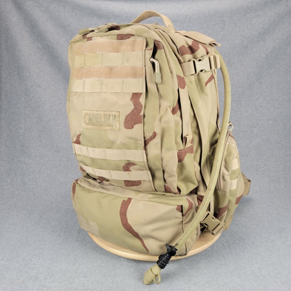CamelBak Maximum Gear Tactical Backpack Mens XL Desert Camo Hydration Pack MOLLE